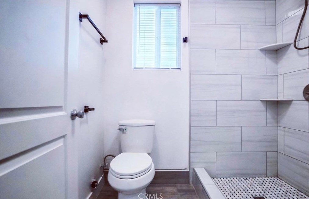 15221 Ibex Ave, Norwalk CA  90650-6635 exterior