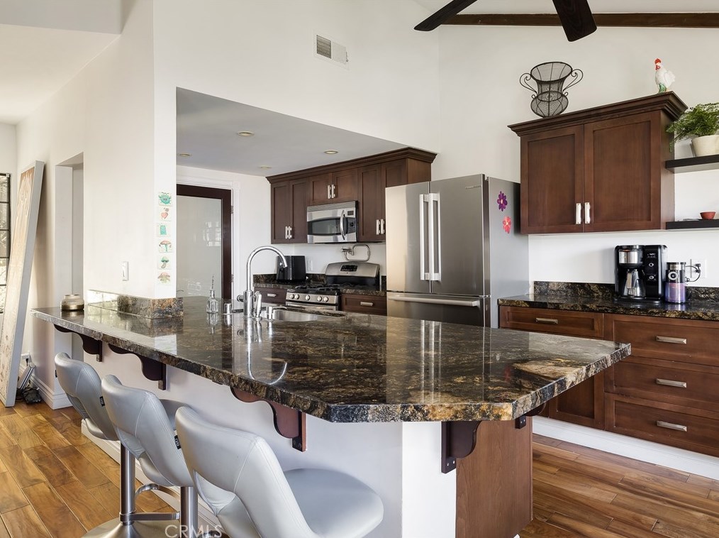 1613 Havemeyer Ln, Redondo Beach, CA 90278