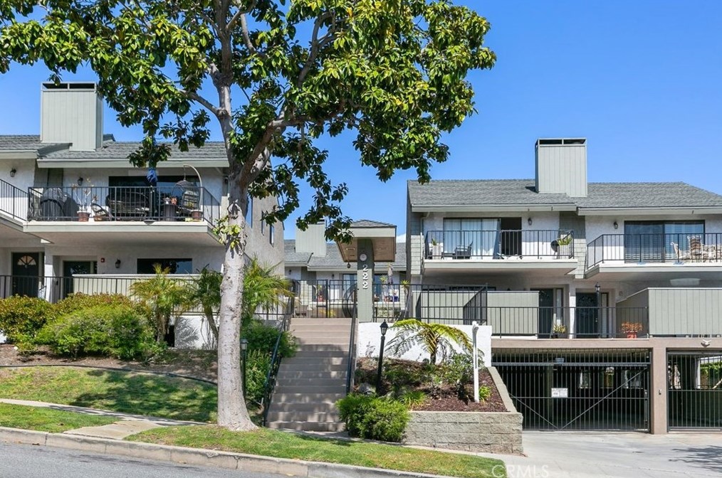 222 S Irena Ave #s, Redondo Beach, CA 90277