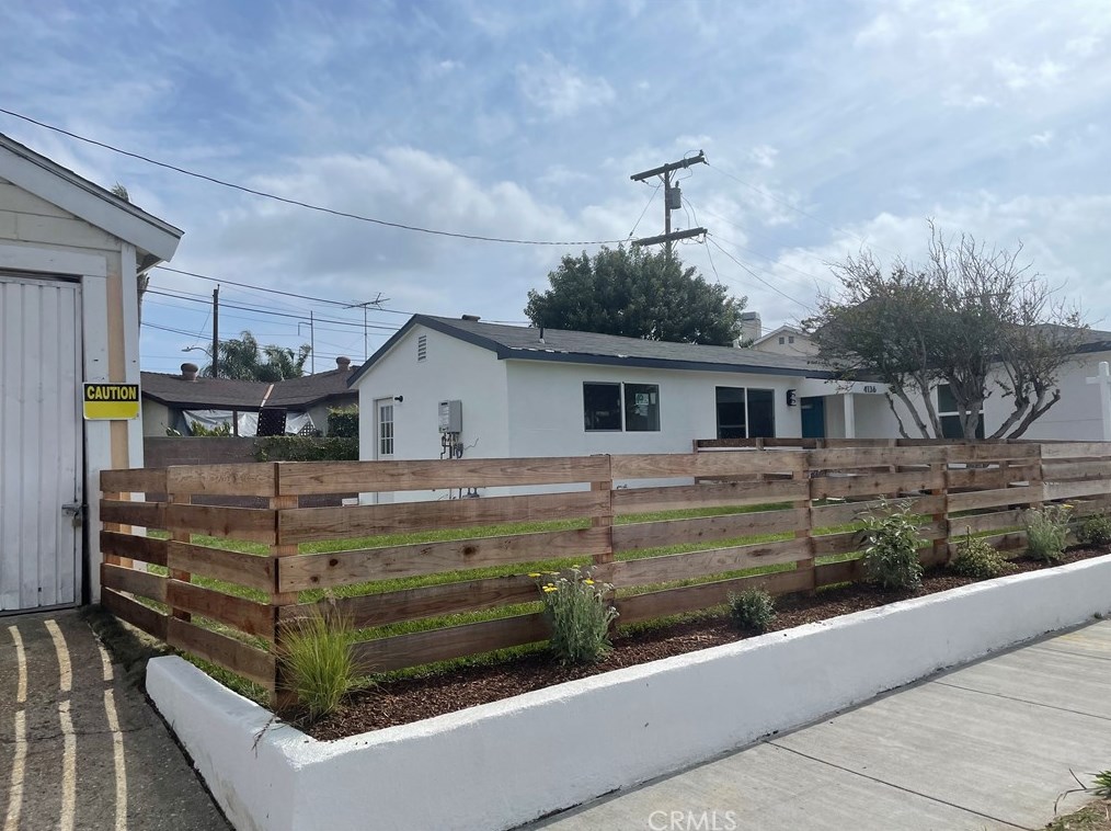 4136 W 169th St, Lawndale, CA 90260