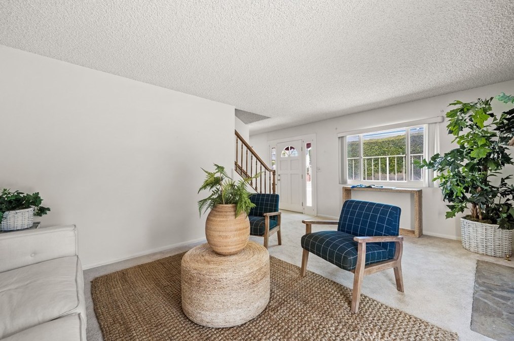 622 Hillcrest St, El Segundo CA  90245-2960 exterior