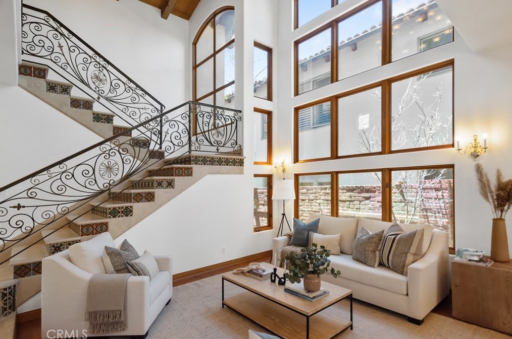 570 31st, Manhattan Beach, CA 90266