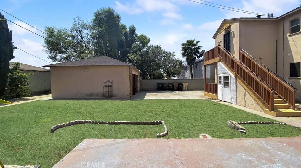 10514 Haas Ave, Los Angeles CA  90047-4334 exterior