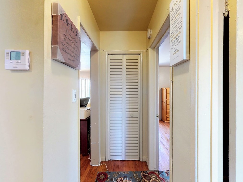 10514 Haas Ave, Los Angeles CA  90047-4334 exterior