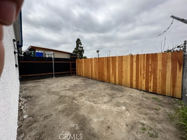 1329 111th St, Los Angeles CA  90044-1407 exterior