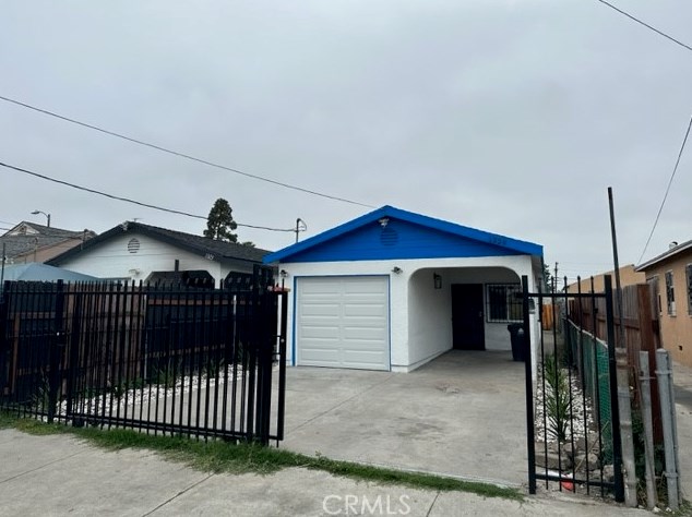 1329 111th St, Los Angeles CA  90044-1407 exterior