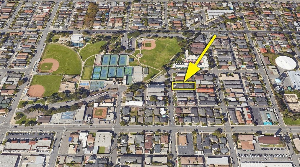 336 Penn St, El Segundo CA 90245-3025 exterior