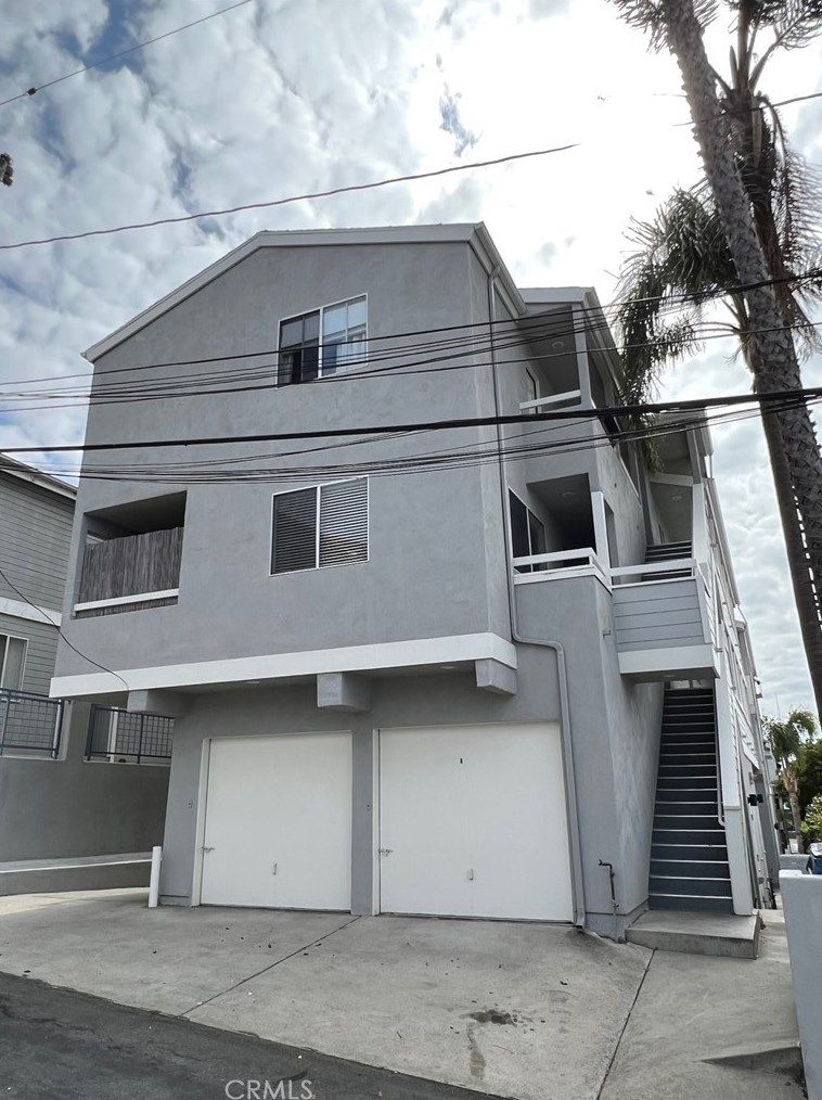 336 Penn St, El Segundo, CA 90245-4092