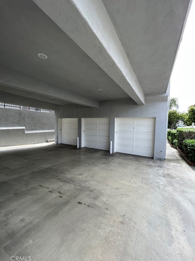 336 Penn St, El Segundo CA 90245-3025 exterior