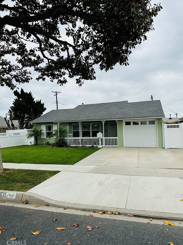 14511 Doty Ave, Hawthorne, CA 90250