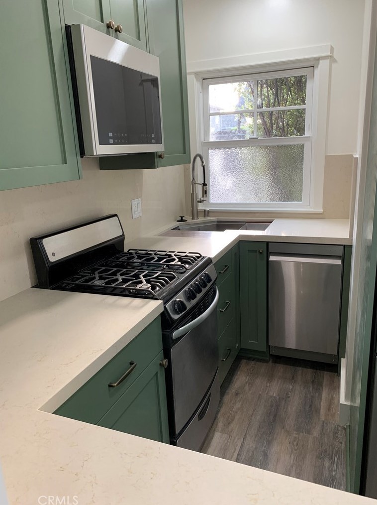 754 California St, El Segundo CA  90245-3249 exterior