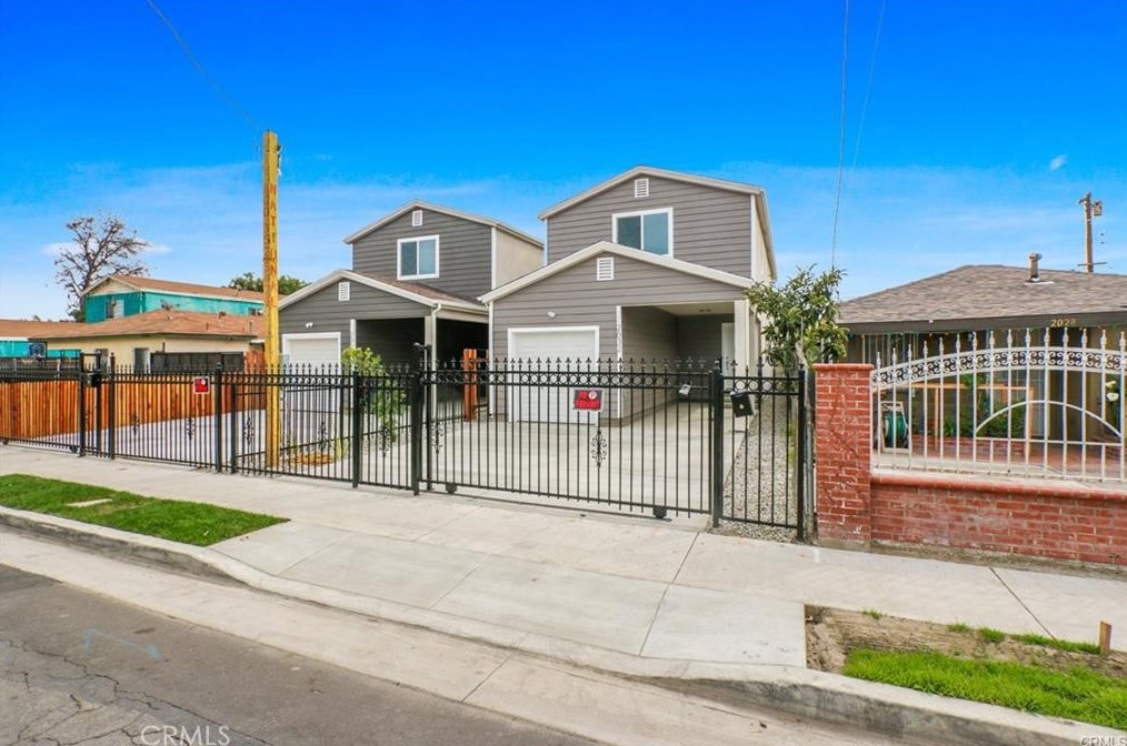 2032 E Piru St, Compton, CA 90222
