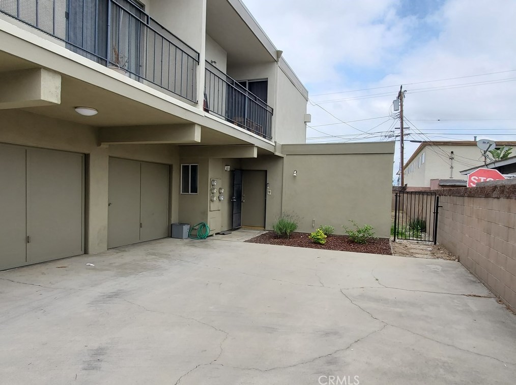 1145 W 168th St, Gardena, CA 90247