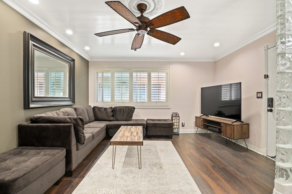 4633 Marine Ave #228, Lawndale, CA 90260