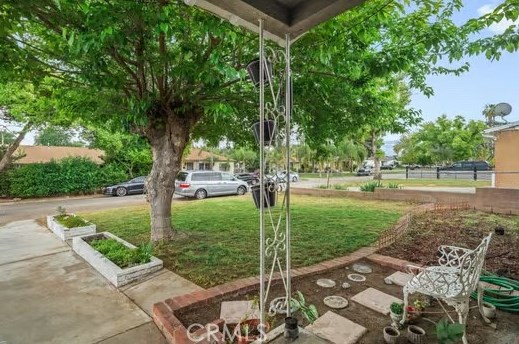 2571 Lawrence Ave, San Bernardino, CA 92404