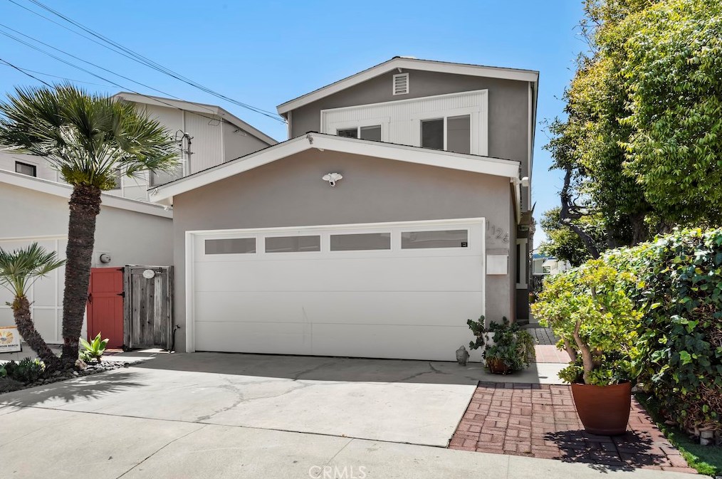 1126 19th St, Hermosa Beach, CA 90254-3306