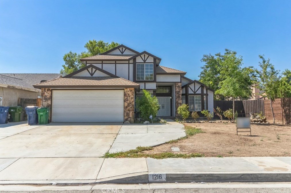 1216 Samra Ave, Lancaster, CA 93535