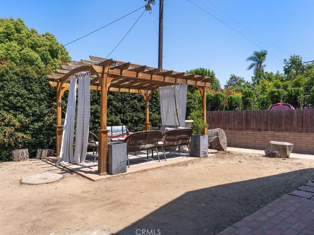 1335 Mccadden Pl, Los Angeles, CA 90028-7769