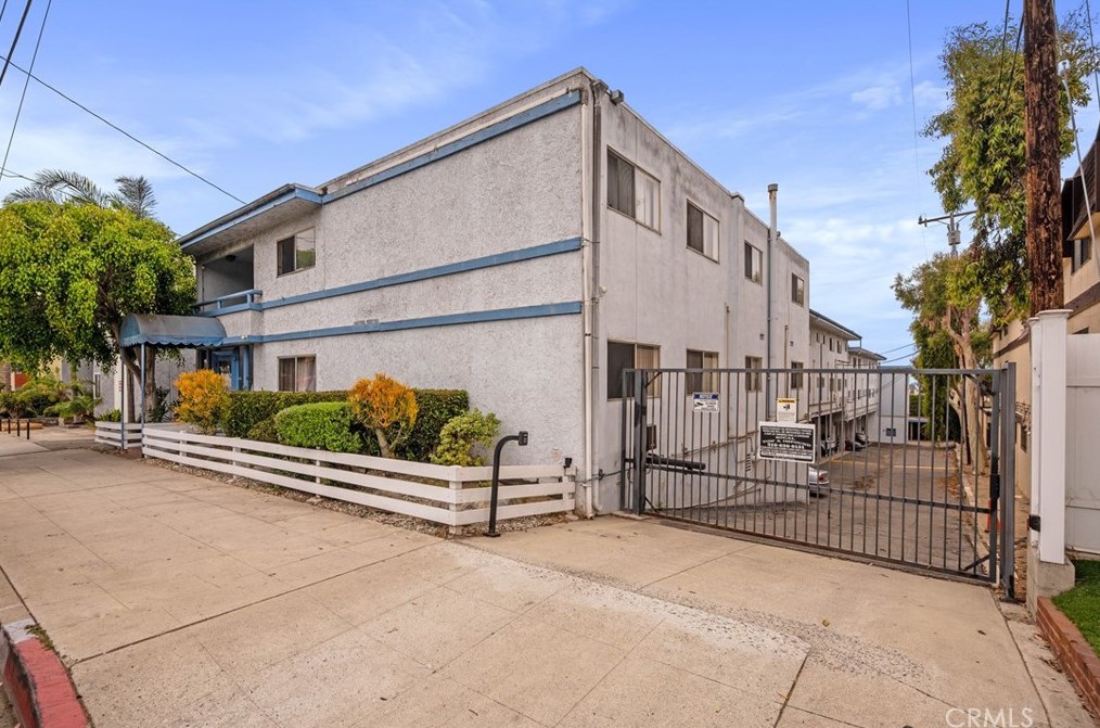 1803 Pacific Coast Hwy, Hermosa Beach, CA 90254-3128