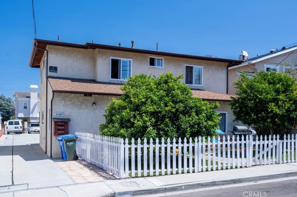 2107 Pullman Ln, Redondo Beach, CA 90278