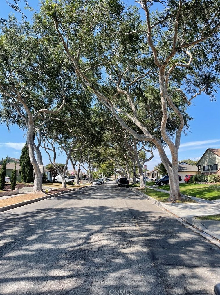 15006 Florwood Ave, Hawthorne, CA 90250