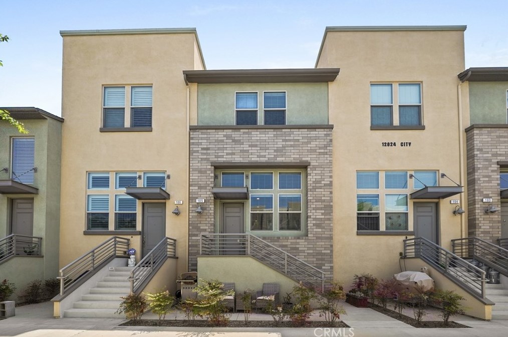 12824 City Dr #105, Hawthorne, CA 90250
