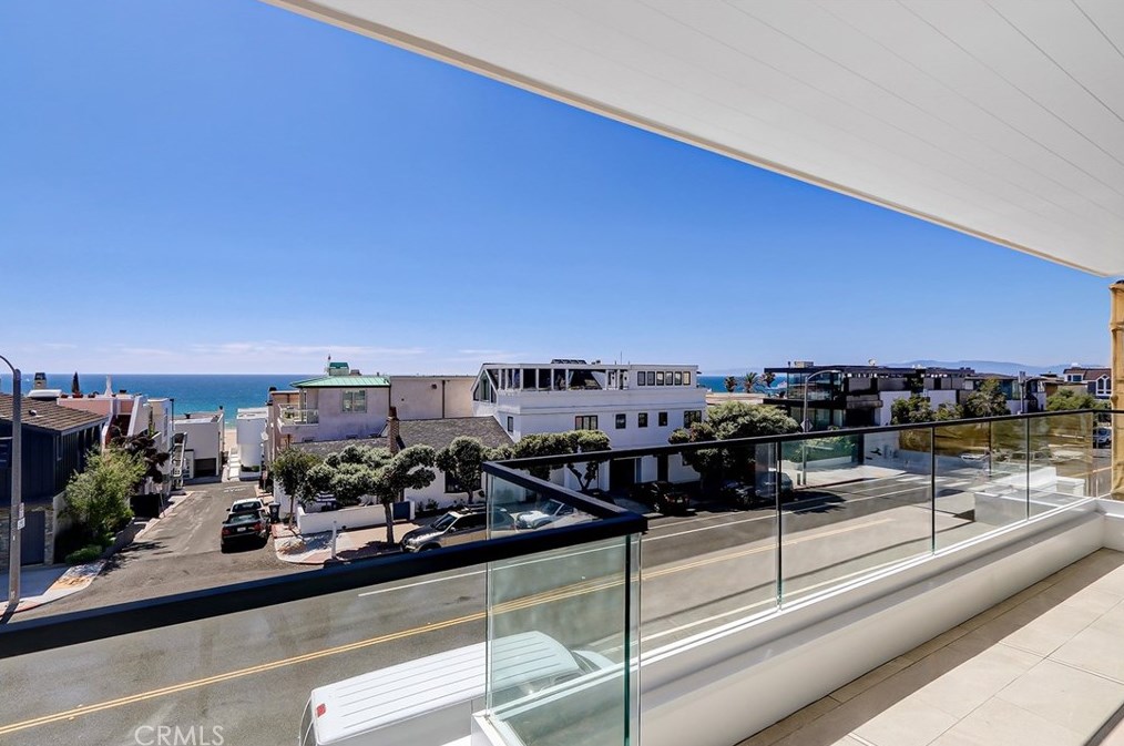 412 Manhattan Ave, Manhattan Beach, CA 90266