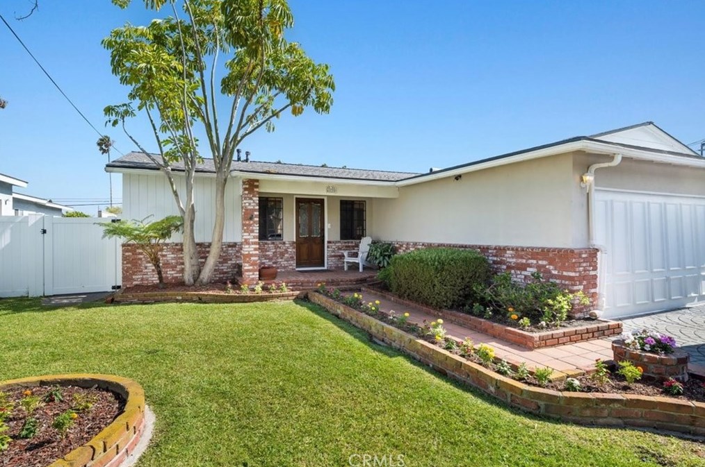 4820 Macafee Rd, Torrance, CA 90505