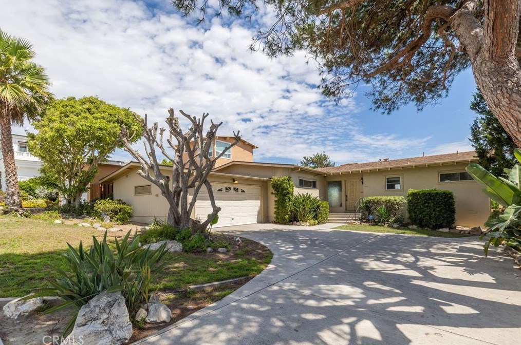 448 Altura Way, Manhattan Beach, CA 90266