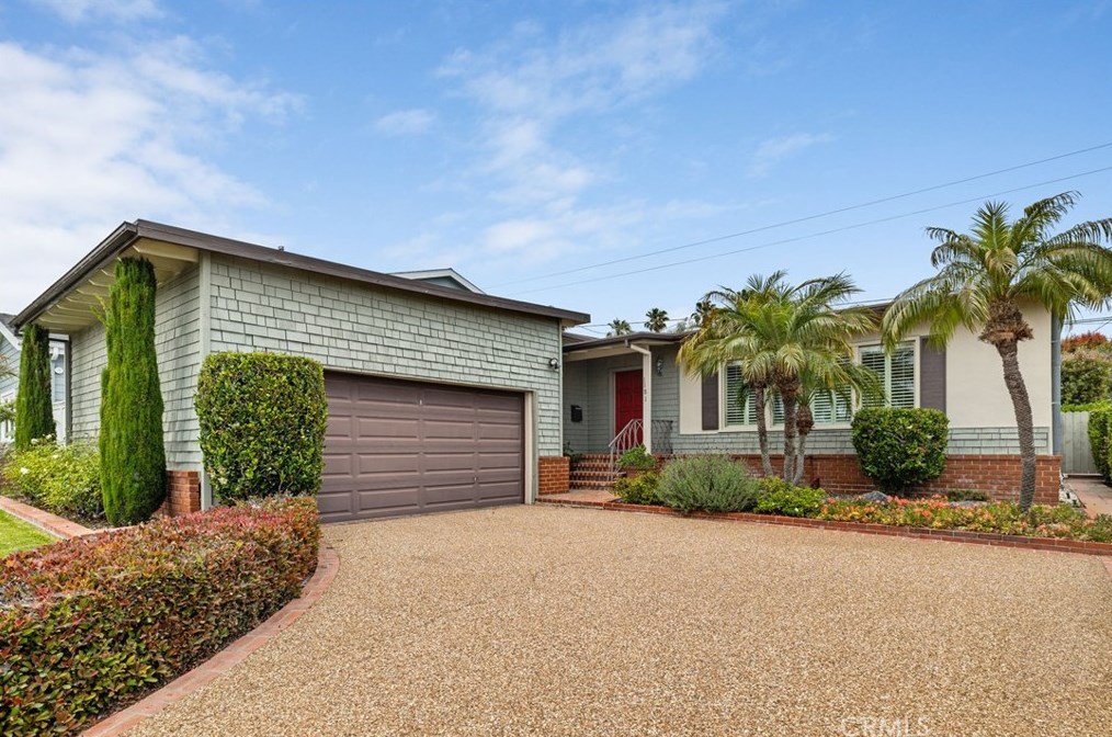 1181 Shelley St, Manhattan Beach, CA 90266