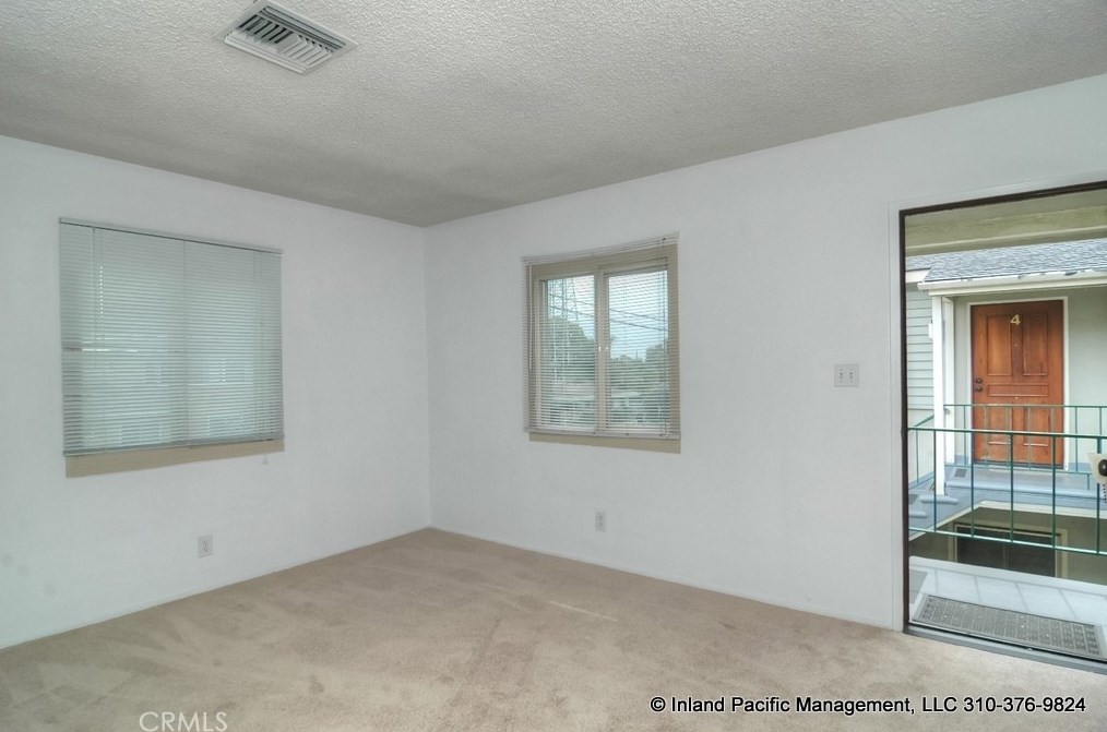 1637 Maple Ave, El Segundo CA 90245-3258 exterior