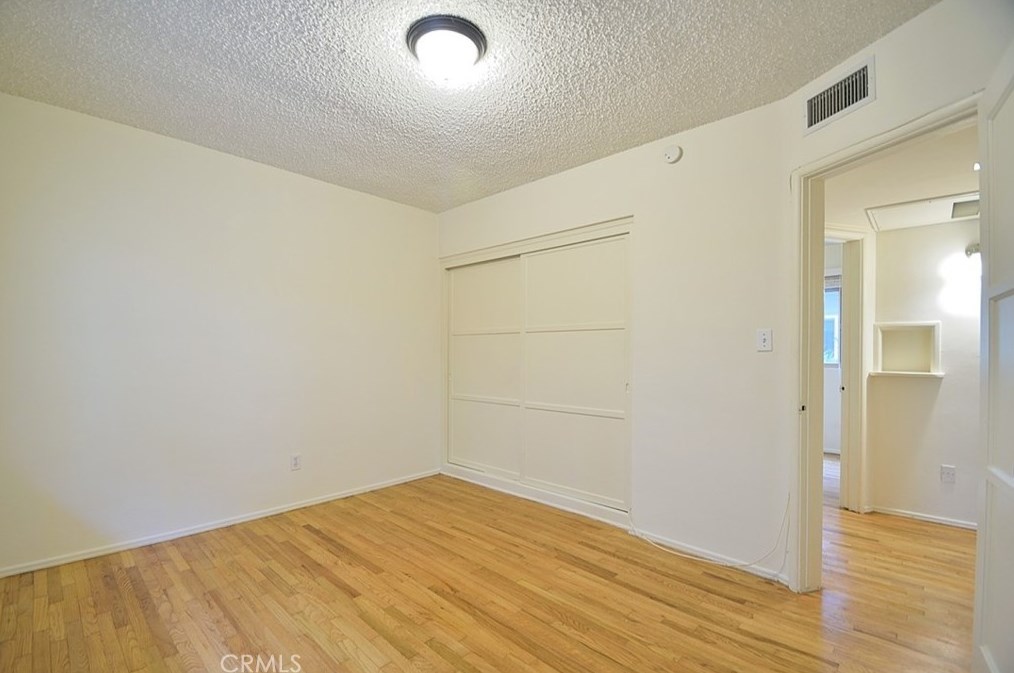 1637 Maple Ave, El Segundo CA 90245-3258 exterior