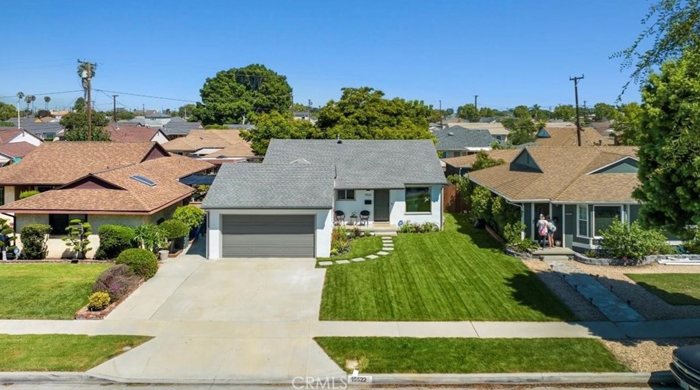 15522 Cranbrook Ave, Lawndale, CA 90260-2429