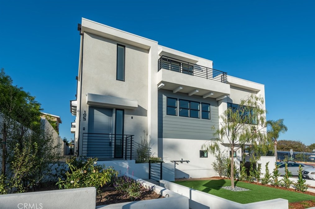 1423 15th St, Manhattan Beach, CA 90266