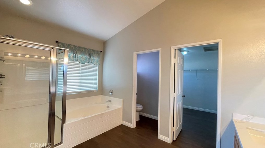 8911 Newcastle Ave, Hesperia CA  92344-8286 exterior