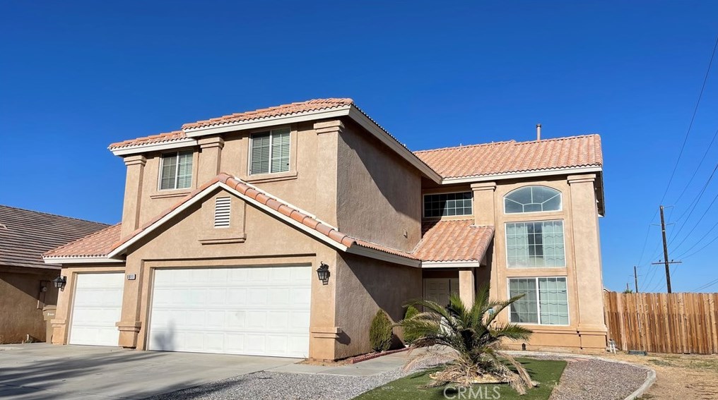 8911 Newcastle Ave, Hesperia CA  92344-8286 exterior