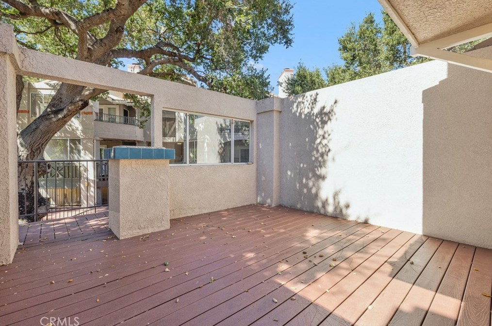 3326 Holly Grove St, Thousand Oaks CA  91362-3363 exterior