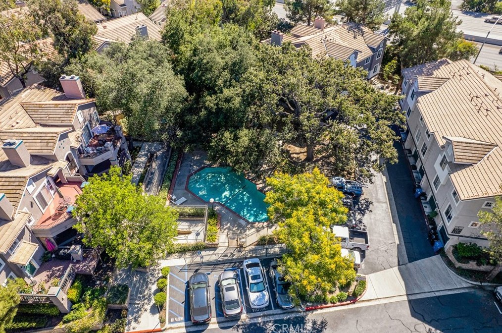 3326 Holly Grove St, Thousand Oaks CA  91362-3363 exterior
