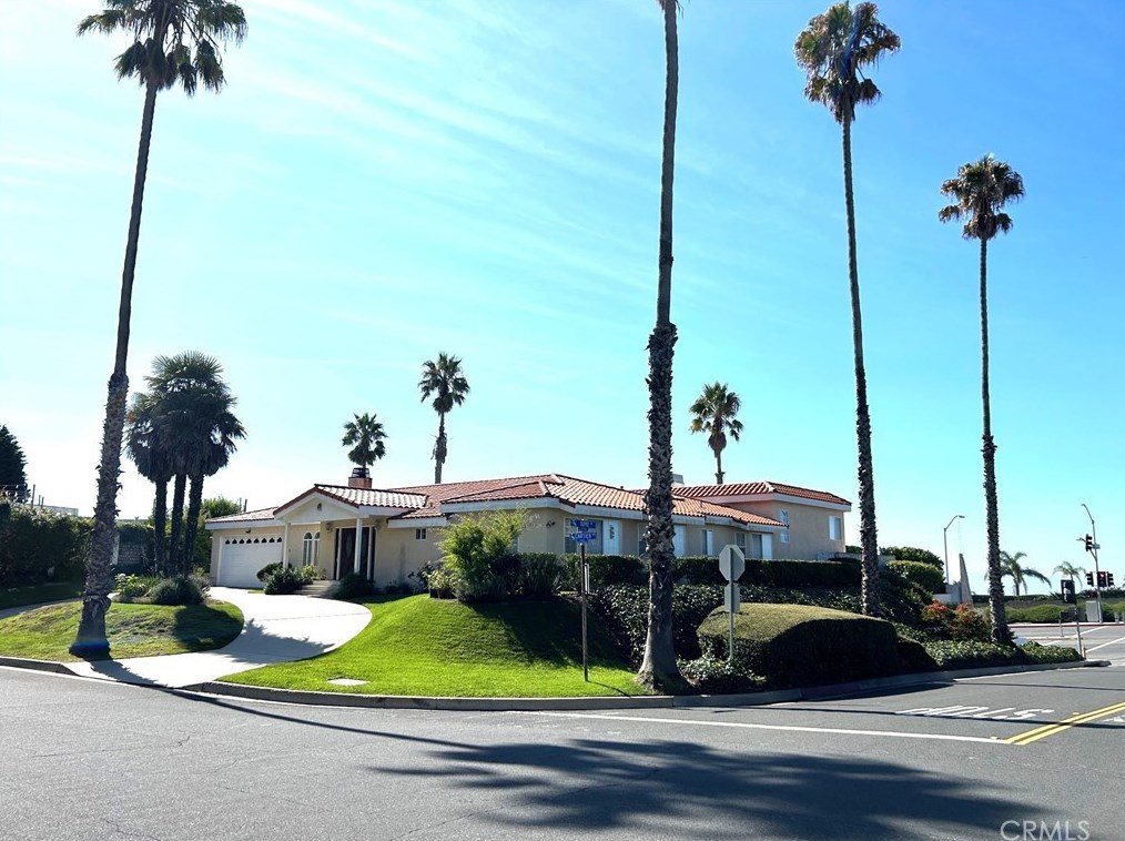 30707 Cartier Dr, Palos Verdes Estates, CA 90275