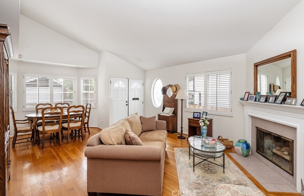 3105 Oak Ave, Manhattan Beach, CA 90266