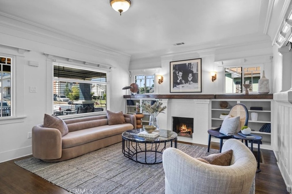 5436 7th Ave, Los Angeles, CA 90043-2514