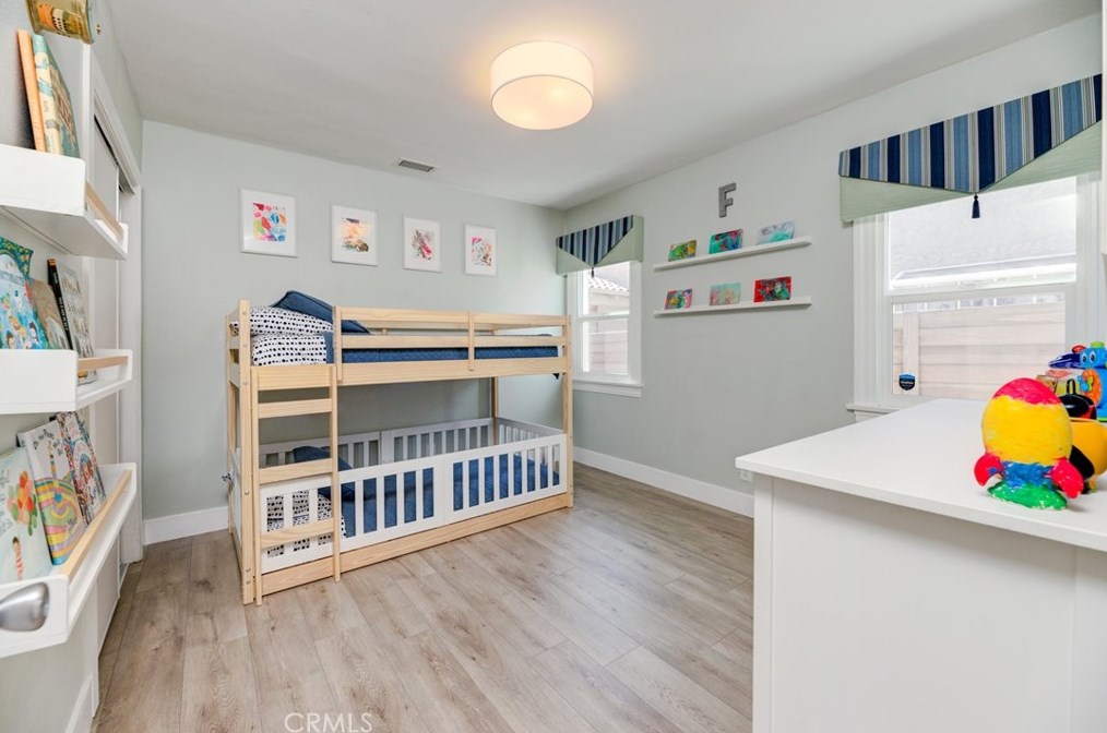 4027 60th St, Los Angeles CA  90043-3636 exterior