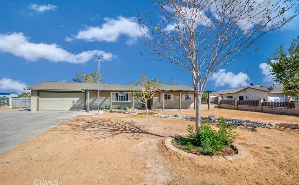 10525 Balsa St, Apple Valley, CA 92308-8053