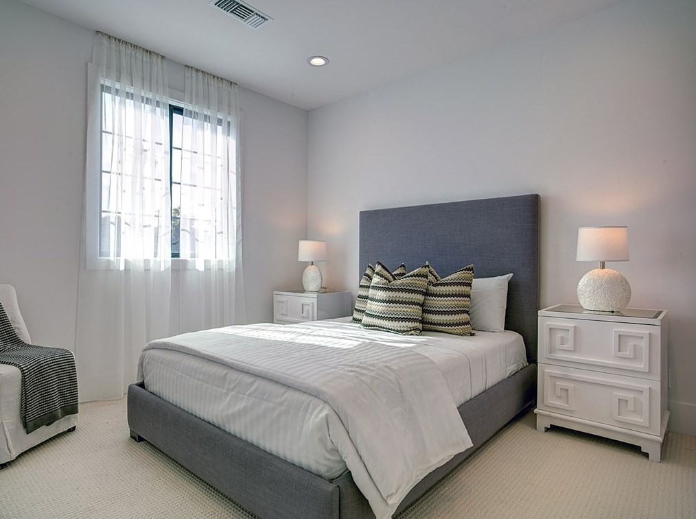 3922 Berryman Ave, Los Angeles CA  90066-5016 exterior