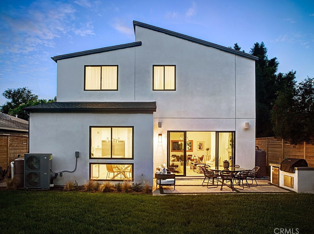 3922 Berryman Ave, Los Angeles CA  90066-5016 exterior