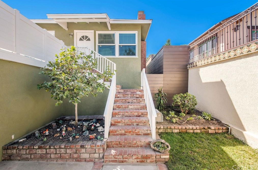 629 Camino Real, Redondo Beach, CA 90277