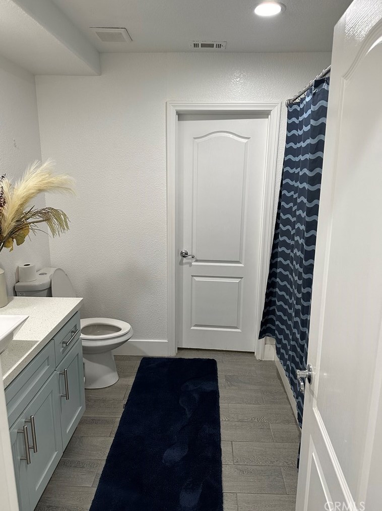 11021 E Ave, Hesperia, CA 92345-5213