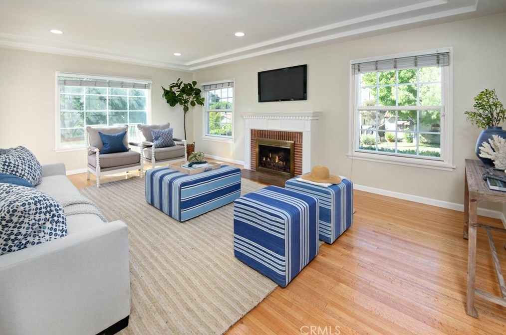 430 Loma Vista St, El Segundo, CA 90245-2917