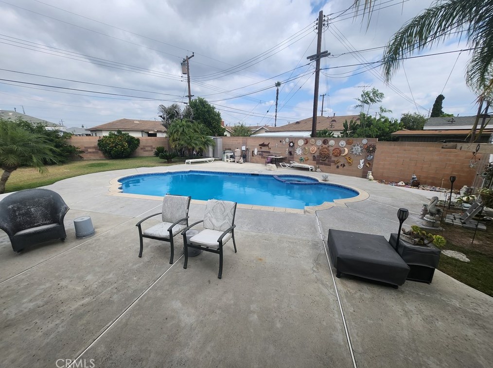10312 Banff St, Stanton, CA 90680