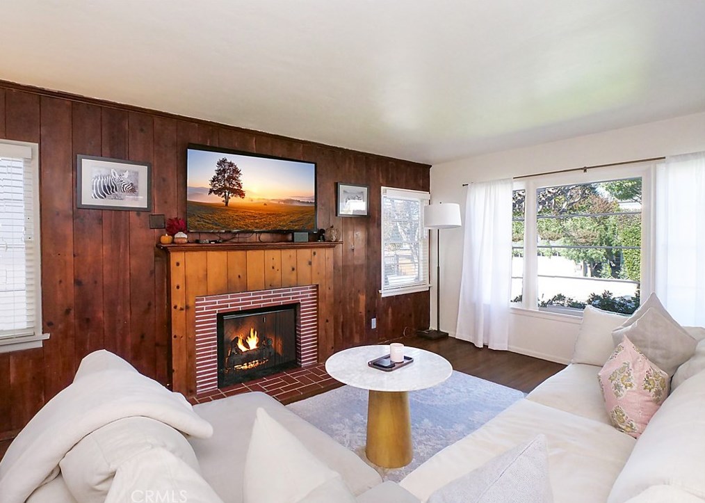 720 26th St, Manhattan Beach, CA 90266